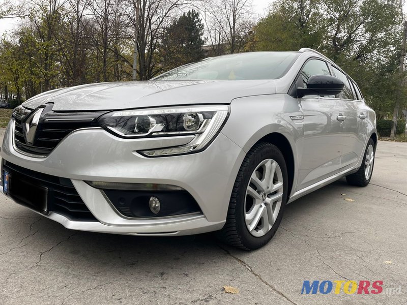 2020' Renault Megane photo #2