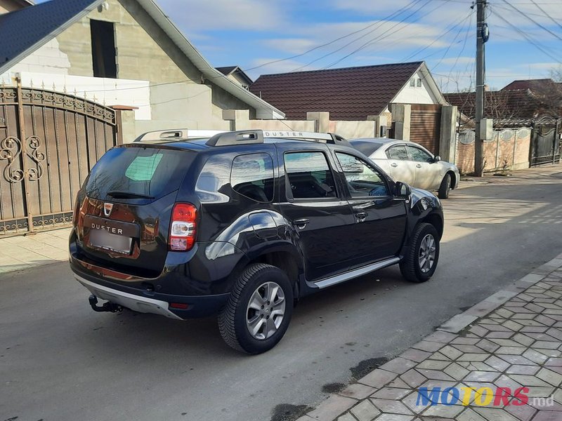 2015' Dacia Duster photo #2