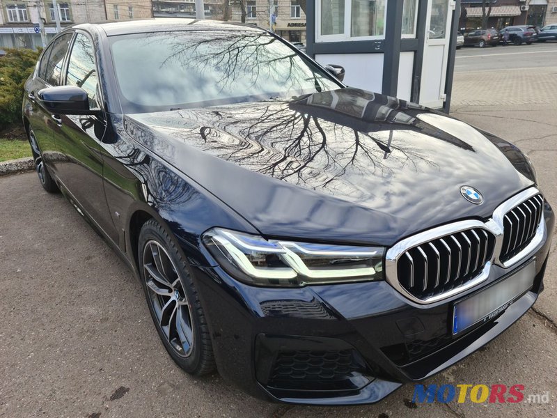 2020' BMW 5 Series photo #1