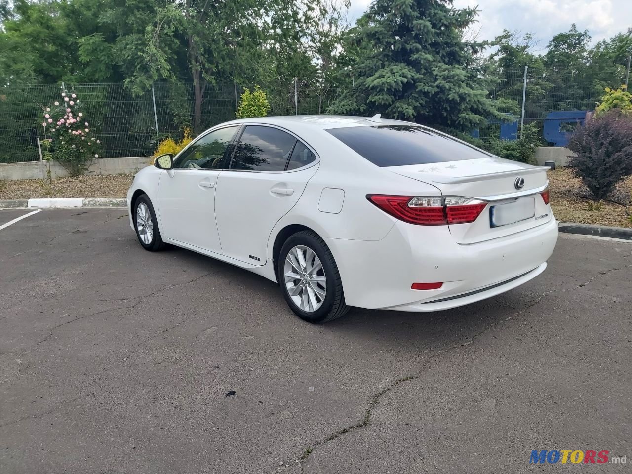 2013' Lexus Es Series photo #1