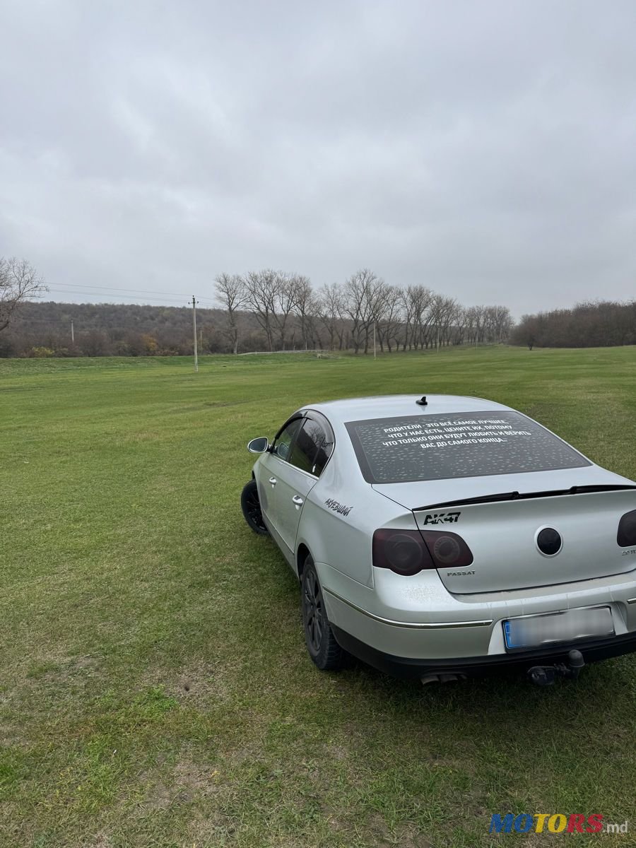 2006' Volkswagen Passat photo #6