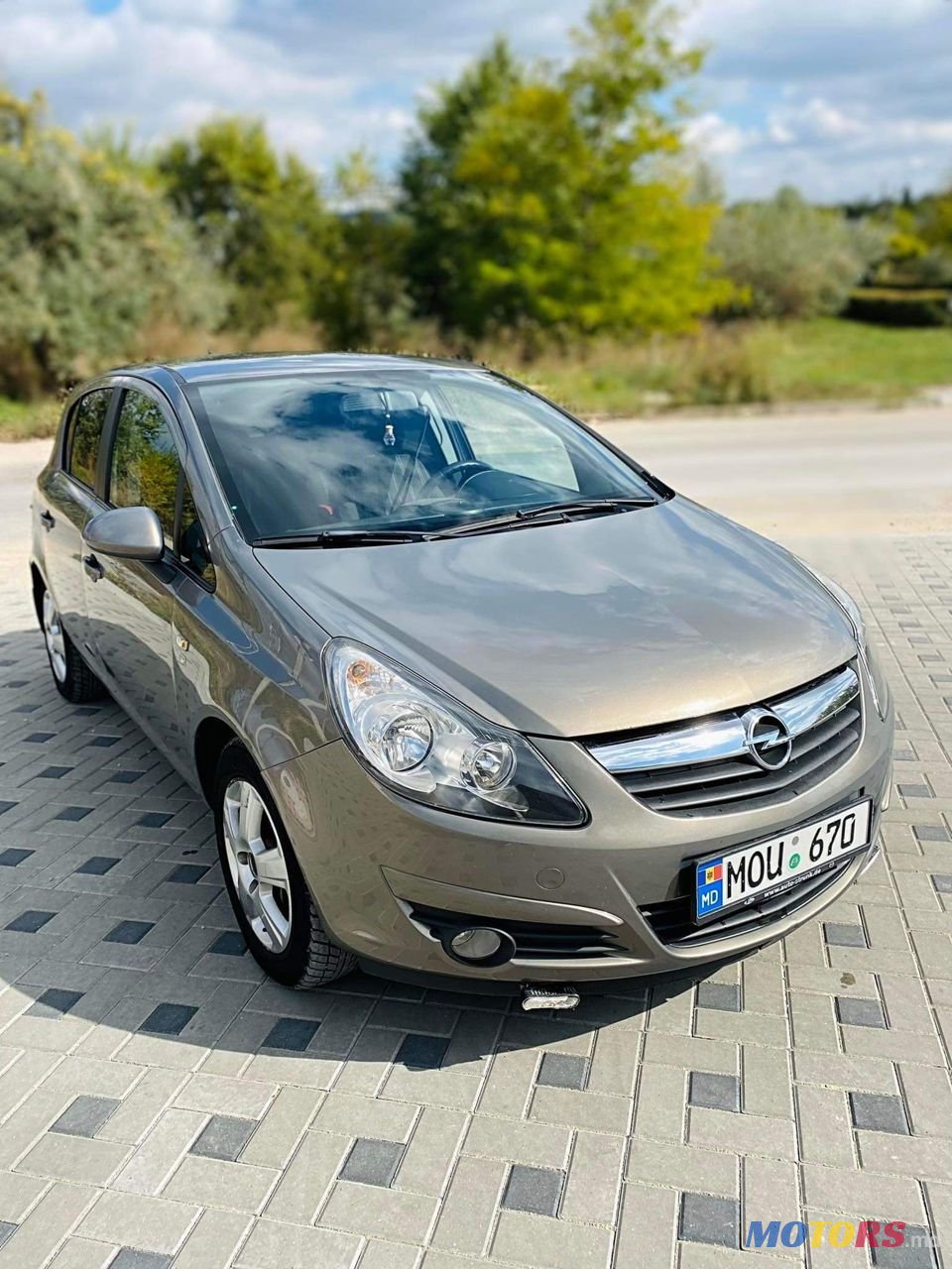 2010' Opel Corsa photo #2