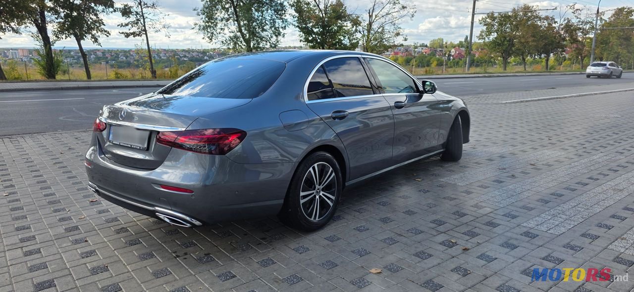 2020' Mercedes-Benz E-Class photo #4