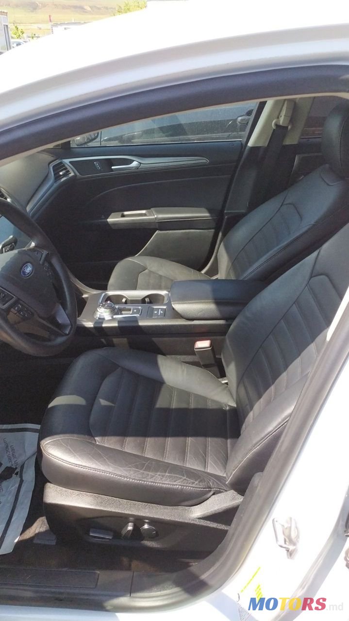 2019' Ford Fusion photo #3