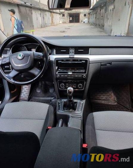 2010' Skoda Superb photo #1