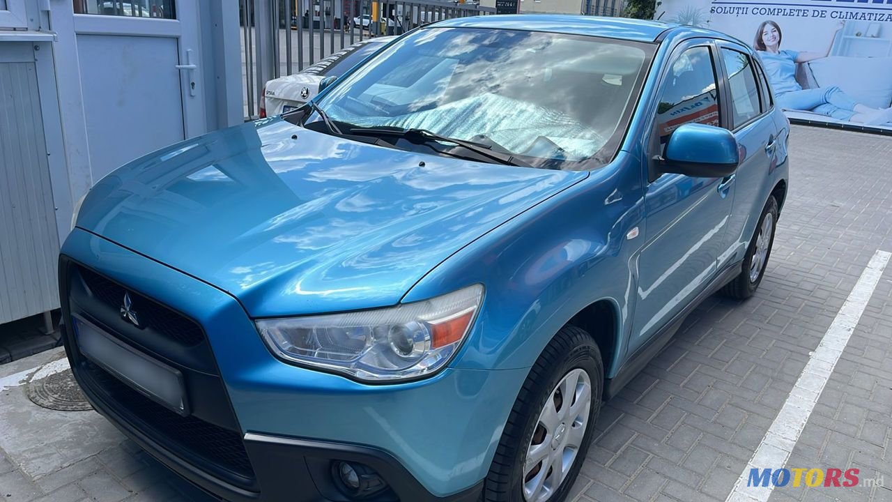 2012' Mitsubishi ASX photo #1
