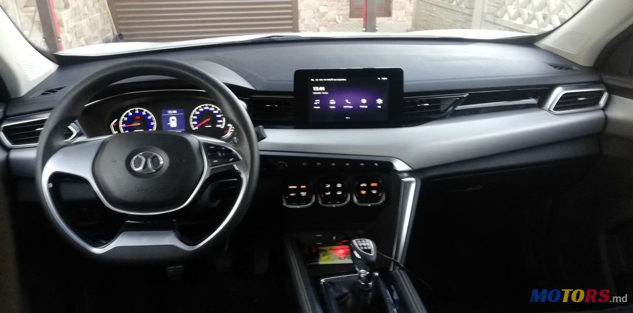 2021' Baic X3 photo #3