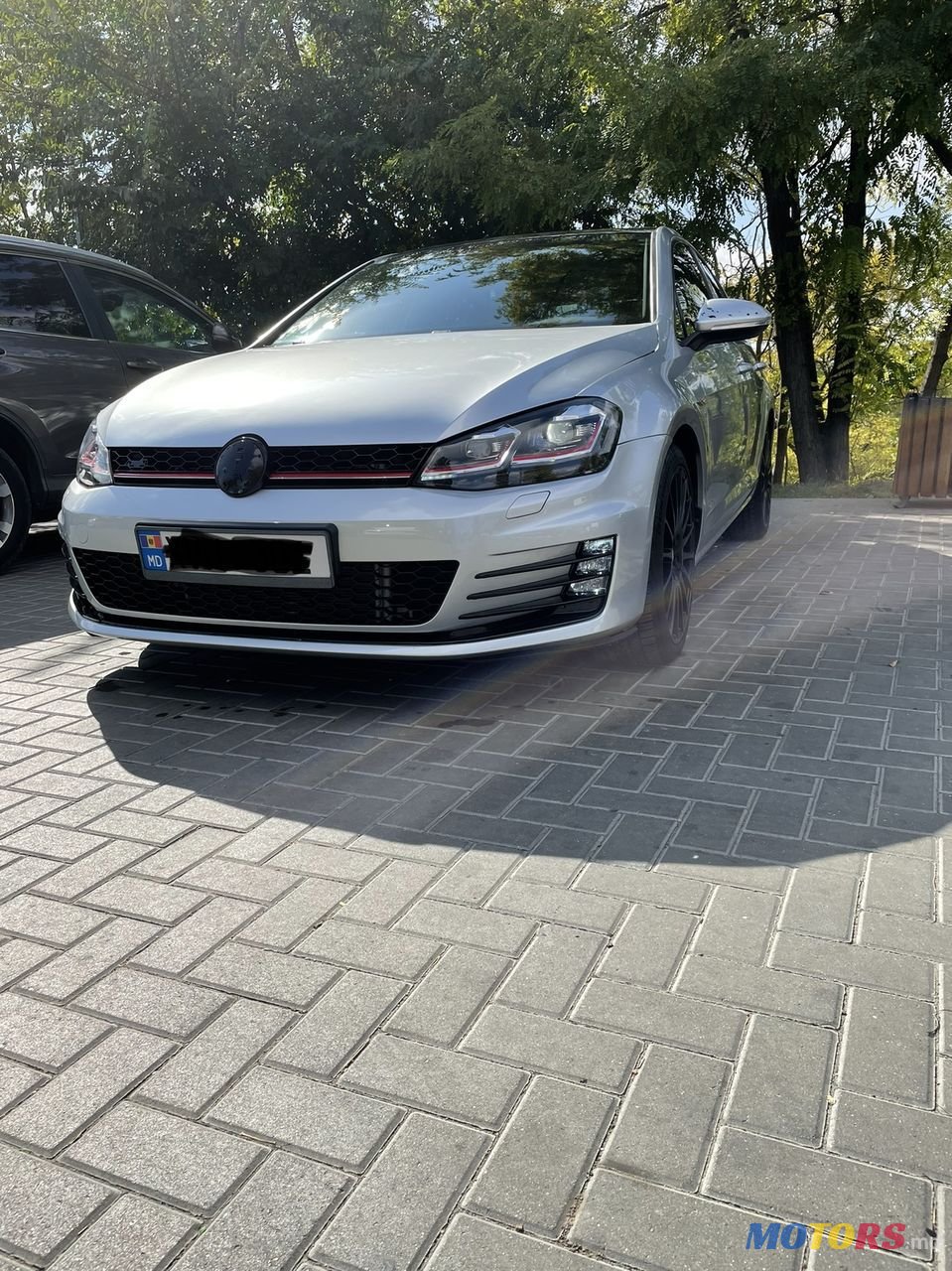 2017' Volkswagen Golf photo #6