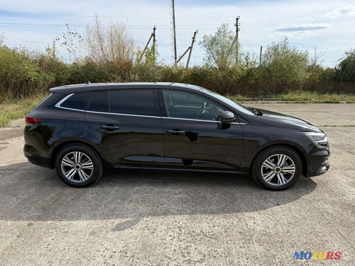 2023' Renault Megane photo #2