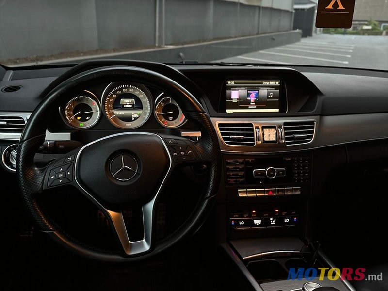 2014' Mercedes-Benz E-Class photo #4