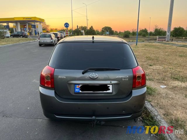 2004' Toyota Corolla photo #3