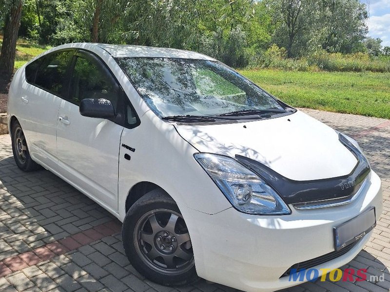2008' Toyota Prius photo #1
