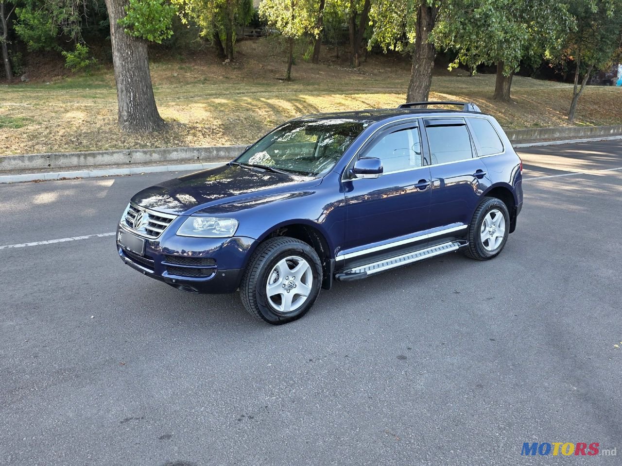 2006' Volkswagen Touareg photo #1