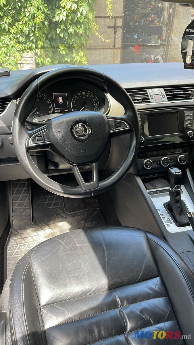 2014' Skoda Octavia photo #6