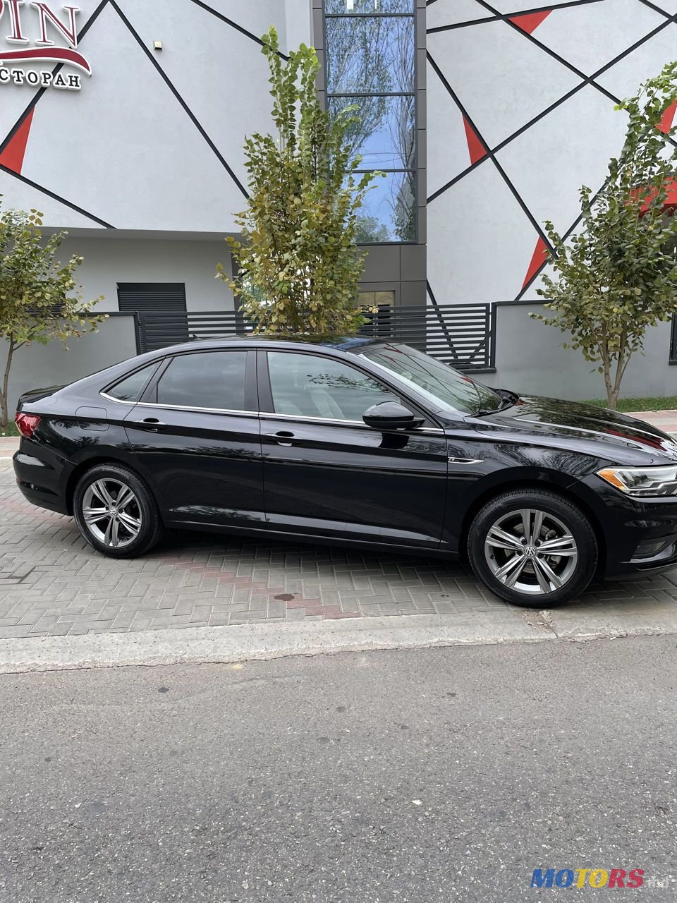 2019' Volkswagen Jetta photo #3