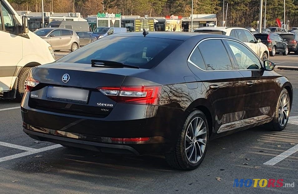 2017' Skoda Superb photo #2