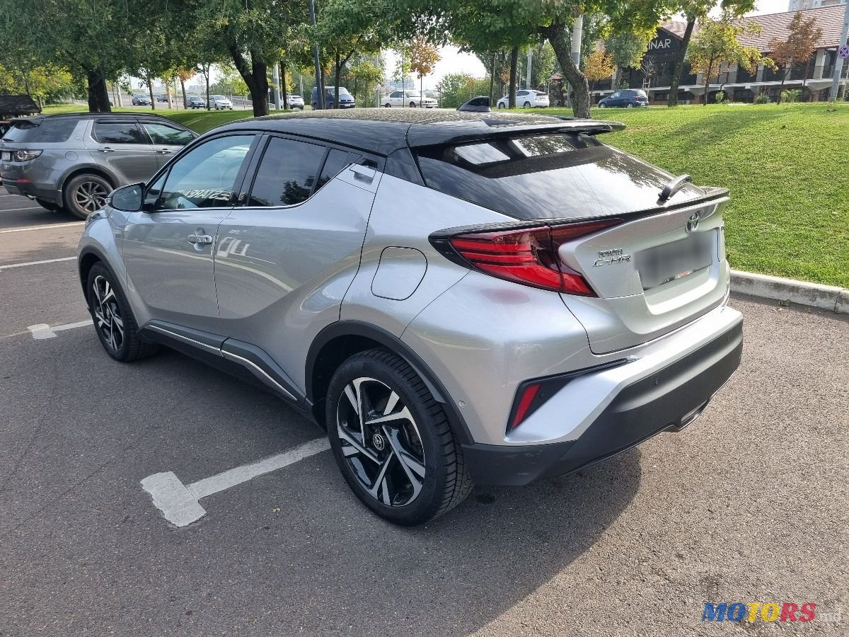 2022' Toyota C-HR photo #4
