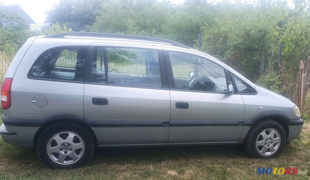 2002' Opel Zafira photo #3