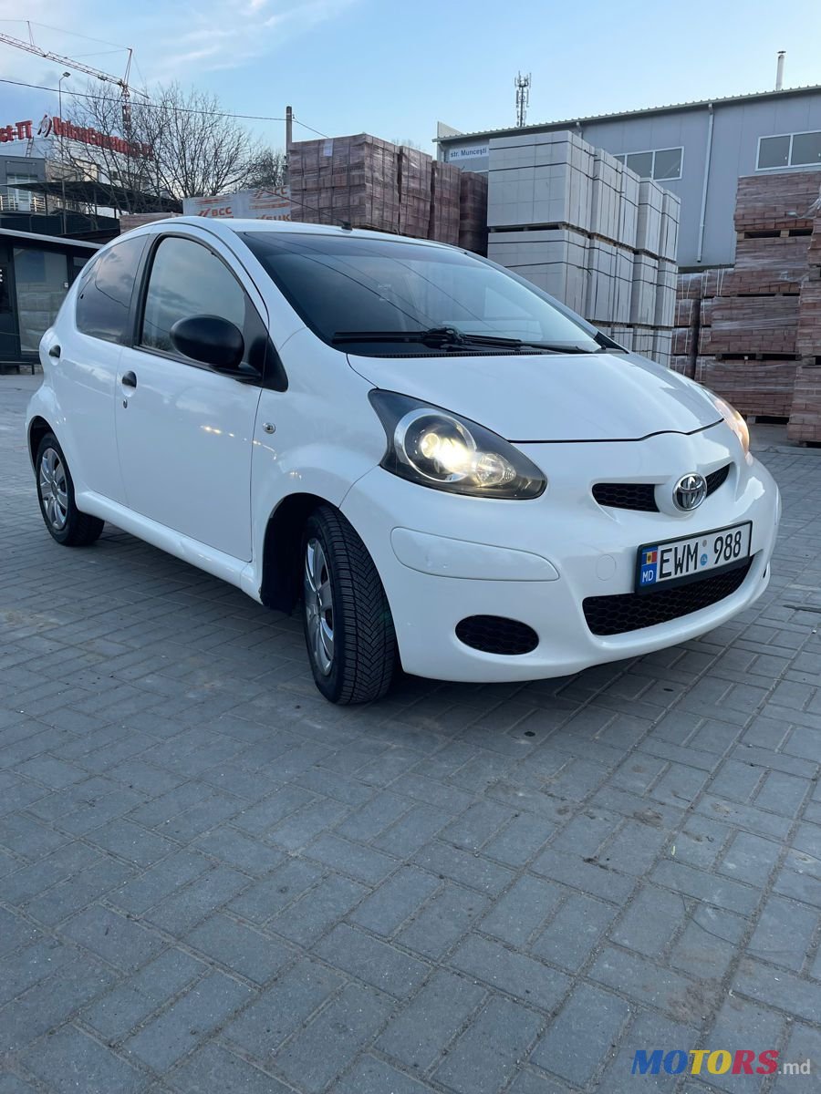 2009' Toyota Aygo photo #5