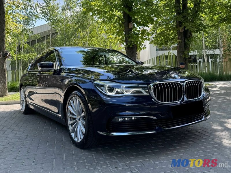 2017' BMW 7 Series photo #2