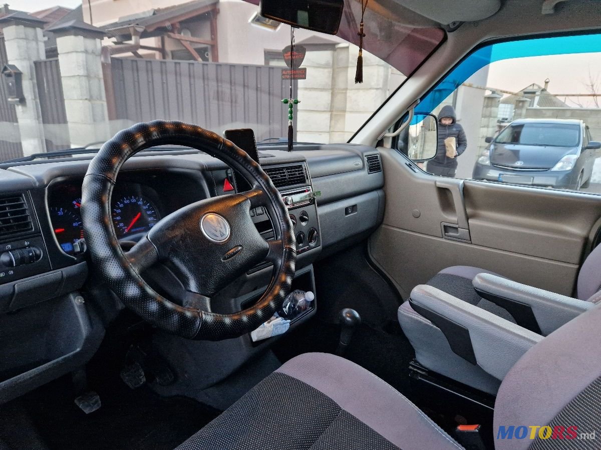 2003' Volkswagen Transporter photo #5