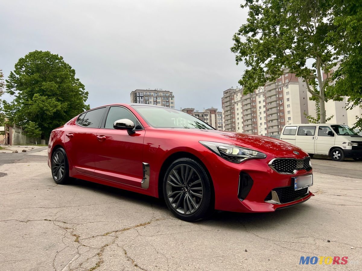 2018' Kia Stinger photo #2