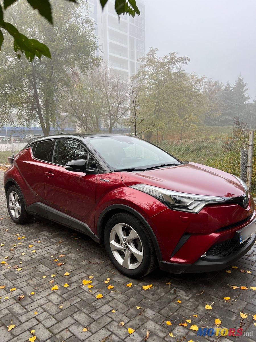 2018' Toyota C-HR photo #4