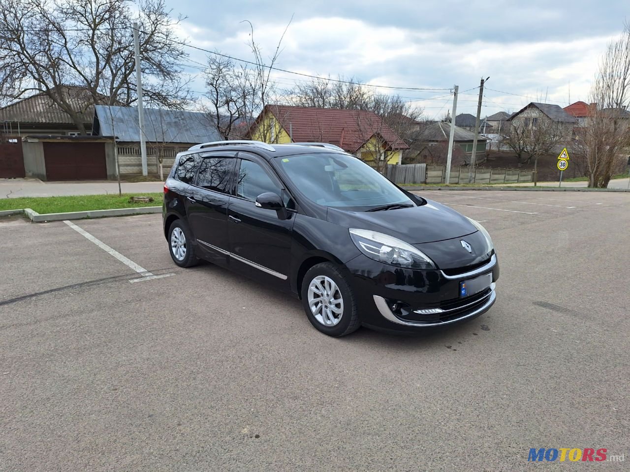 2012' Renault Grand Scenic photo #3