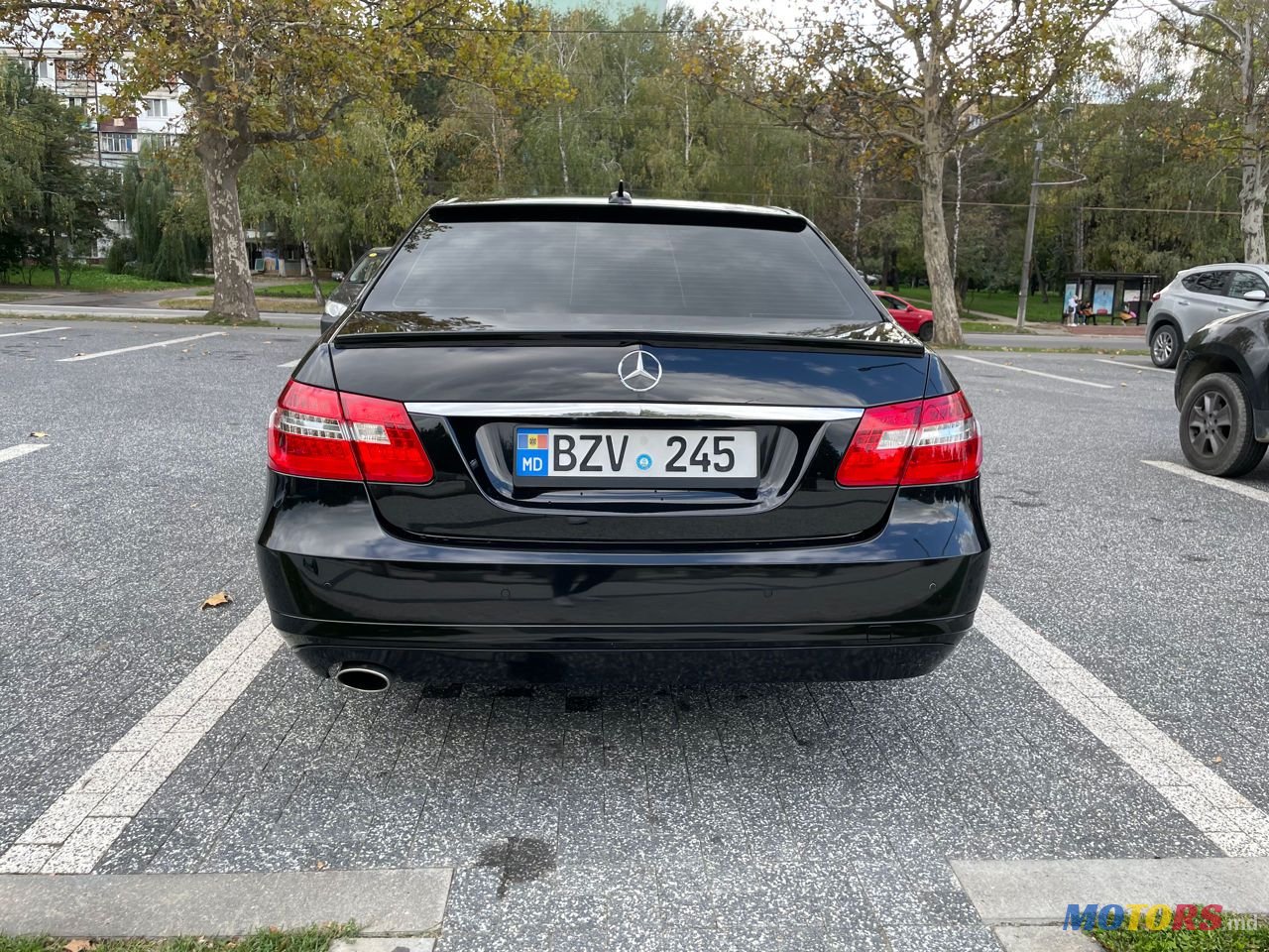 2011' Mercedes-Benz E Класс photo #4