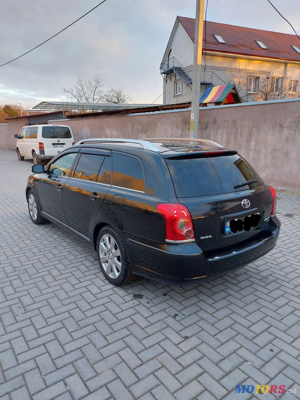 2009' Toyota Avensis photo #5