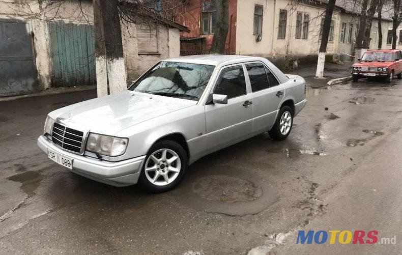 1992' Mercedes-Benz E photo #1