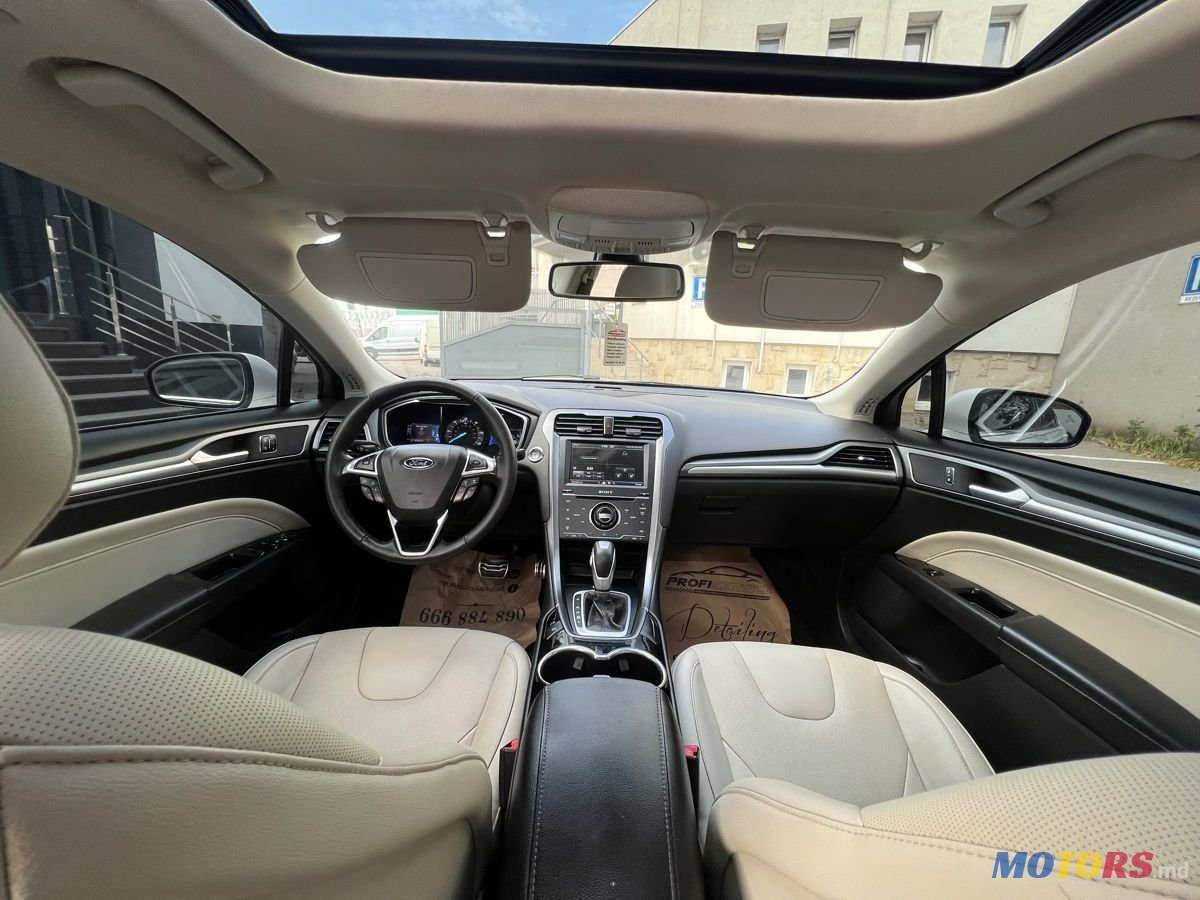 2014' Ford Fusion photo #6