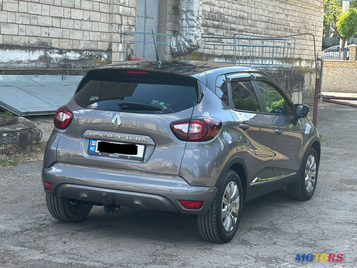 2014' Renault Captur photo #5