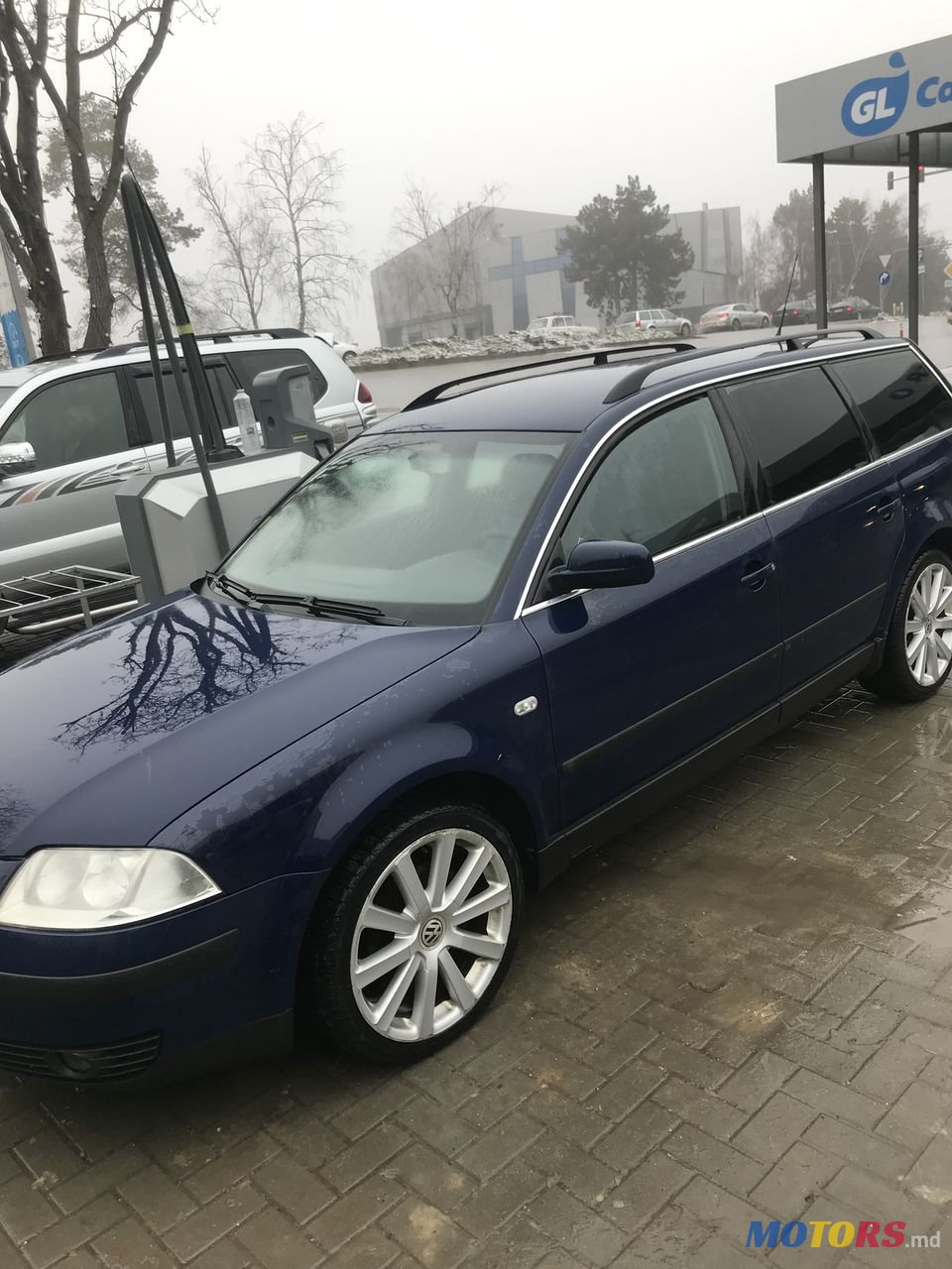 2003' Volkswagen Passat photo #1