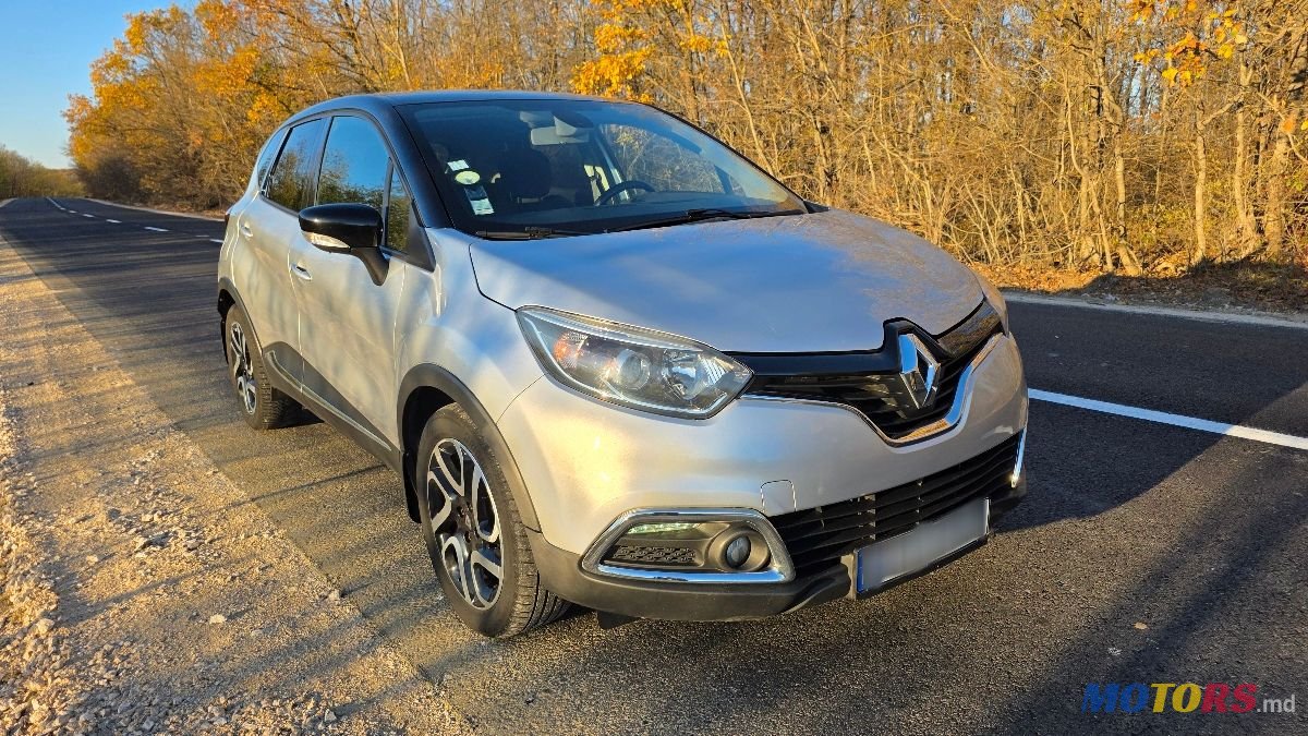 2015' Renault Captur photo #2