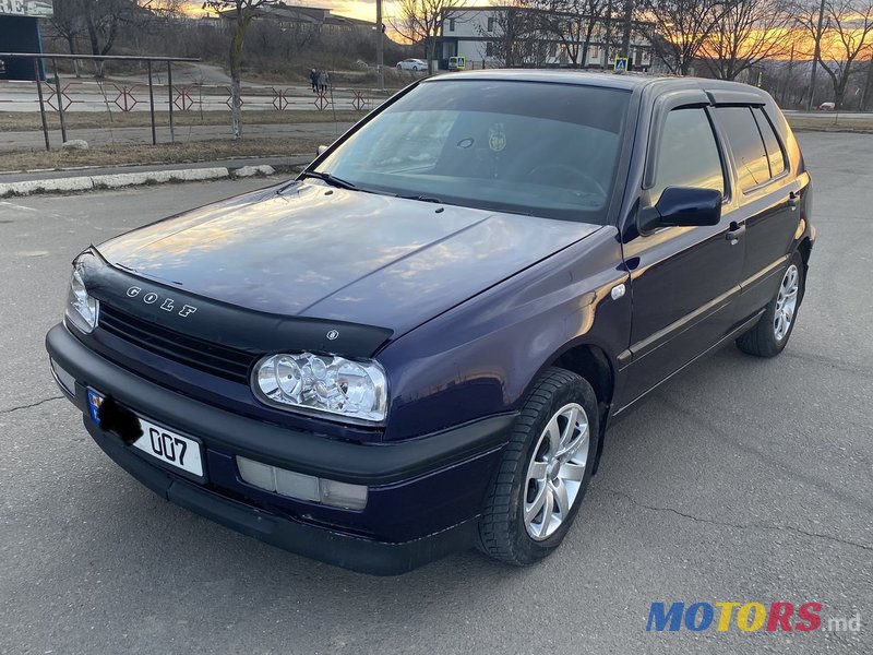 1995' Volkswagen Golf photo #2