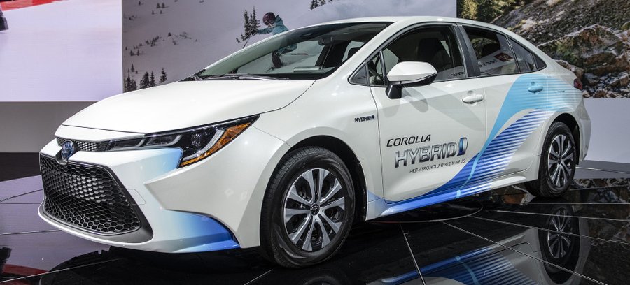 2020 Toyota Corolla Hybrid unveiled: a Prius in Corolla clothing