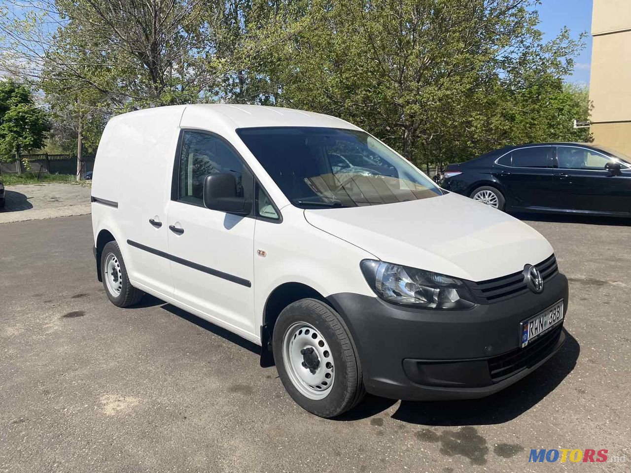 2014' Volkswagen Caddy photo #1