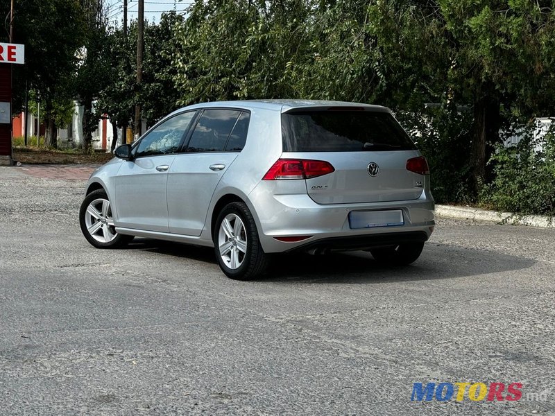 2014' Volkswagen Golf photo #5