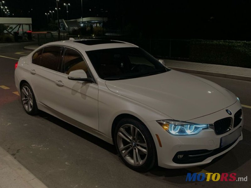 2017' BMW 3 Series photo #4