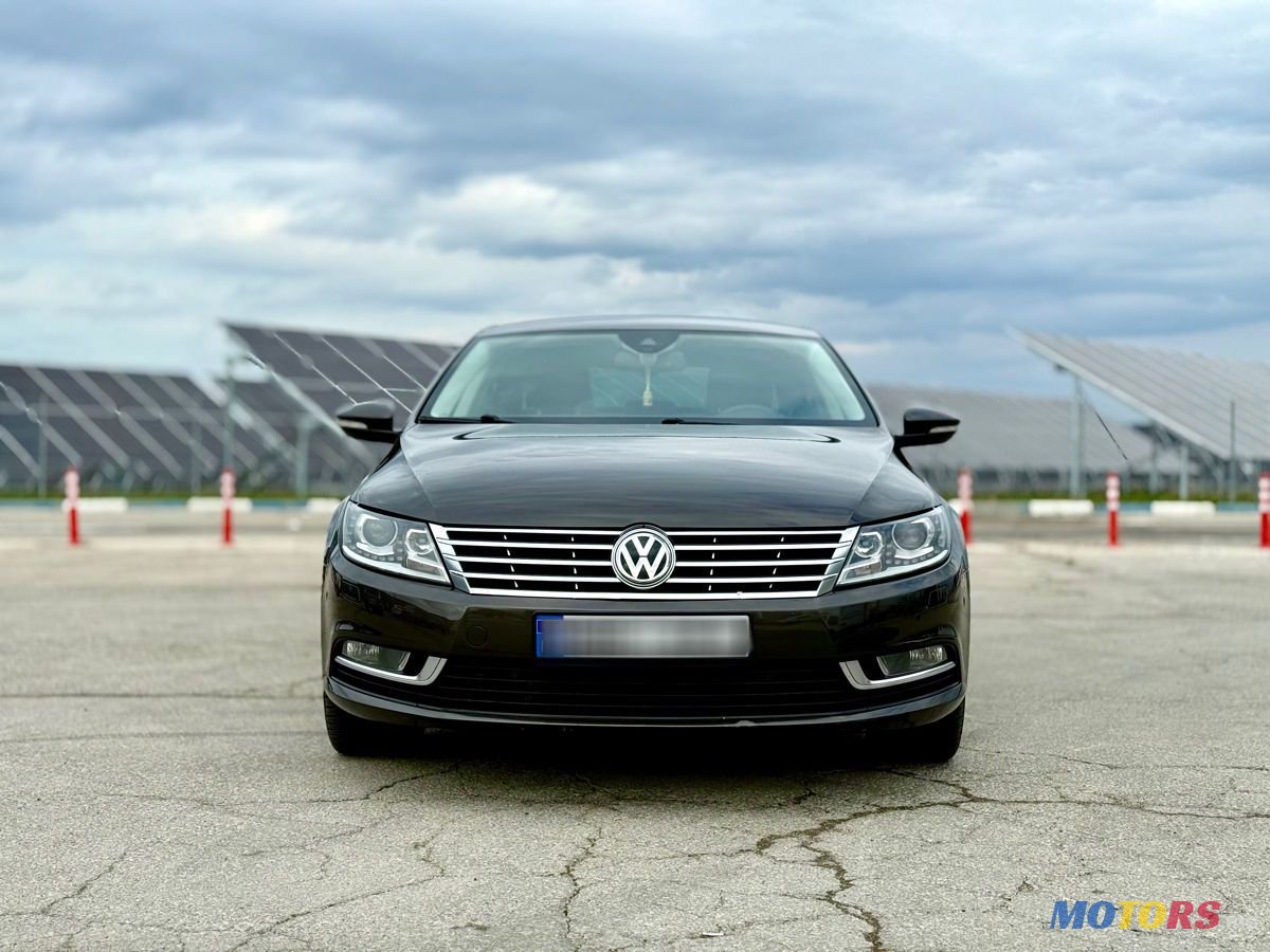 2014' Volkswagen Passat photo #3
