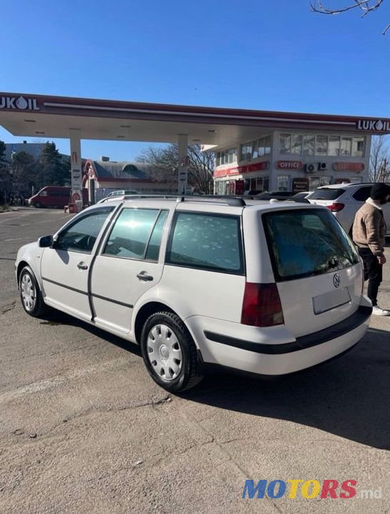 2000' Volkswagen Golf photo #3