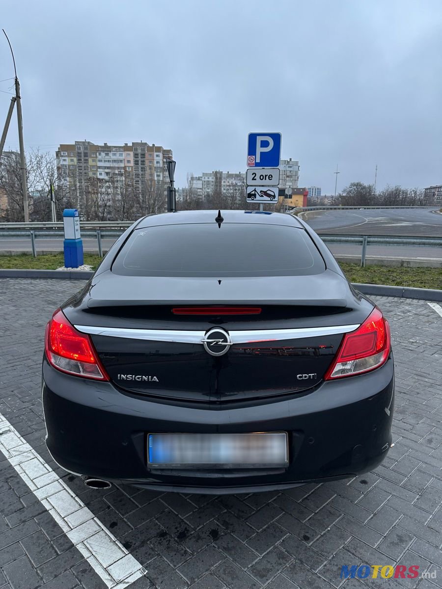 2010' Opel Insignia photo #6
