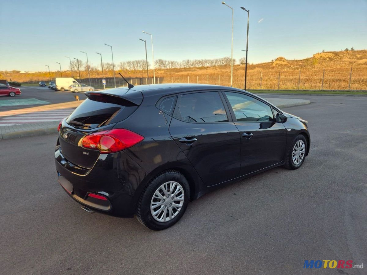 2013' Kia Ceed photo #4