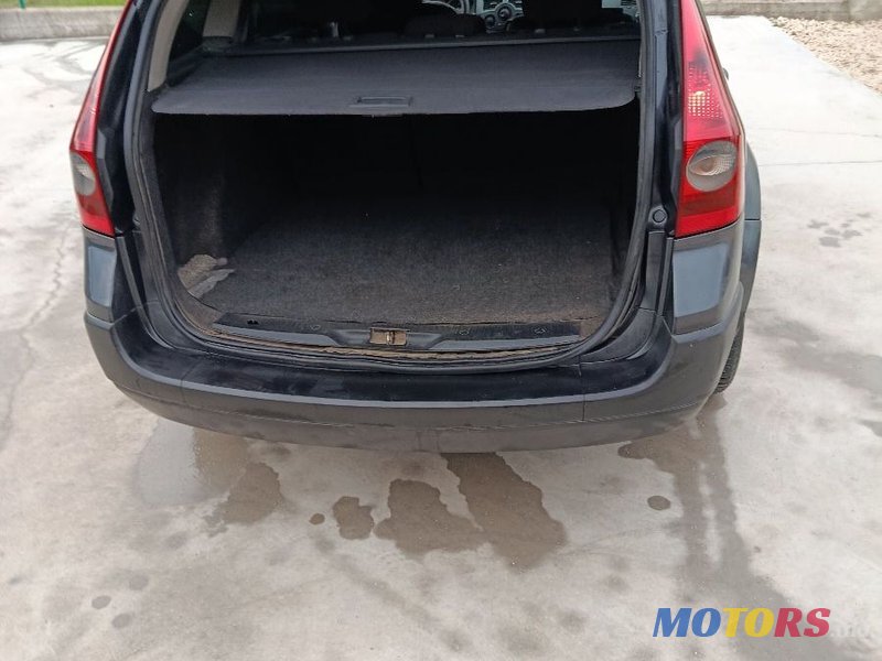 2005' Renault Megane photo #4