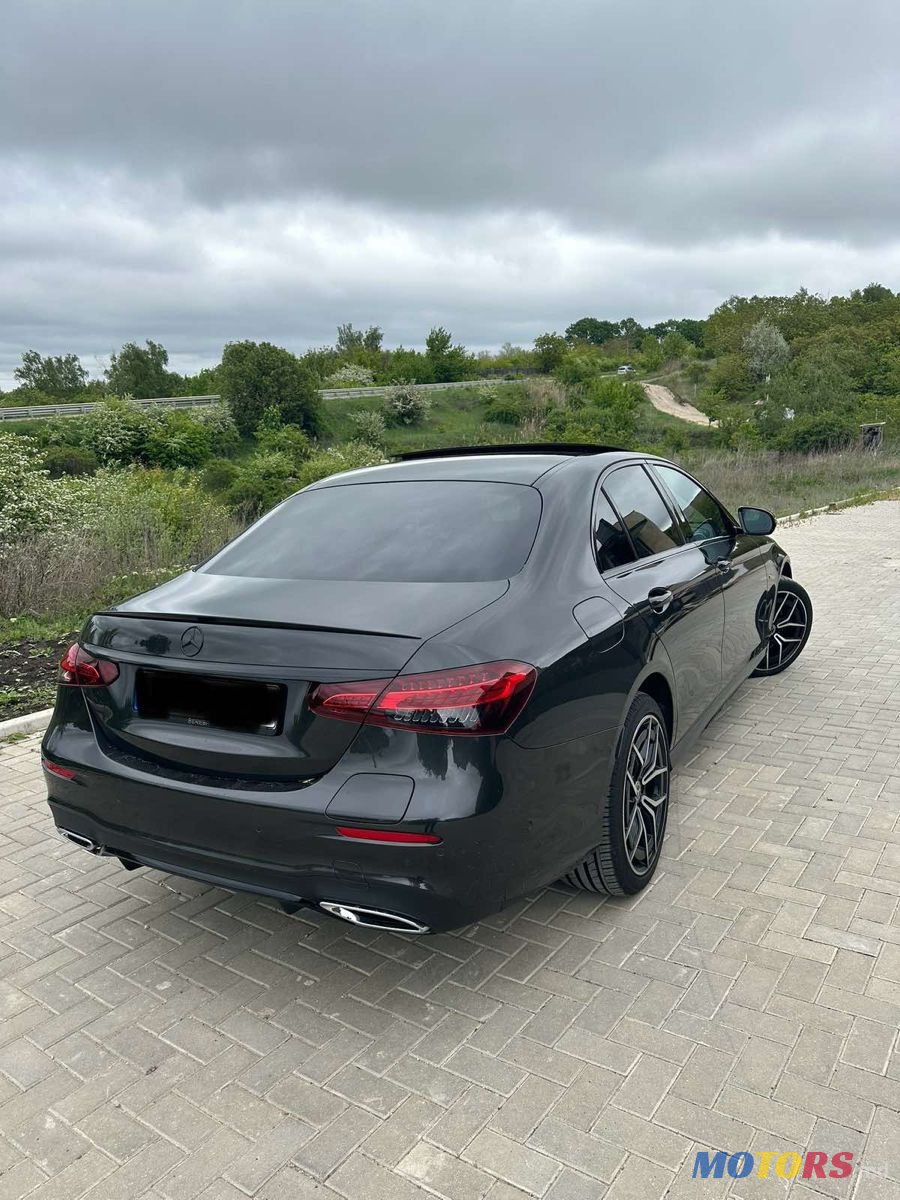 2021' Mercedes-Benz E-Class photo #4