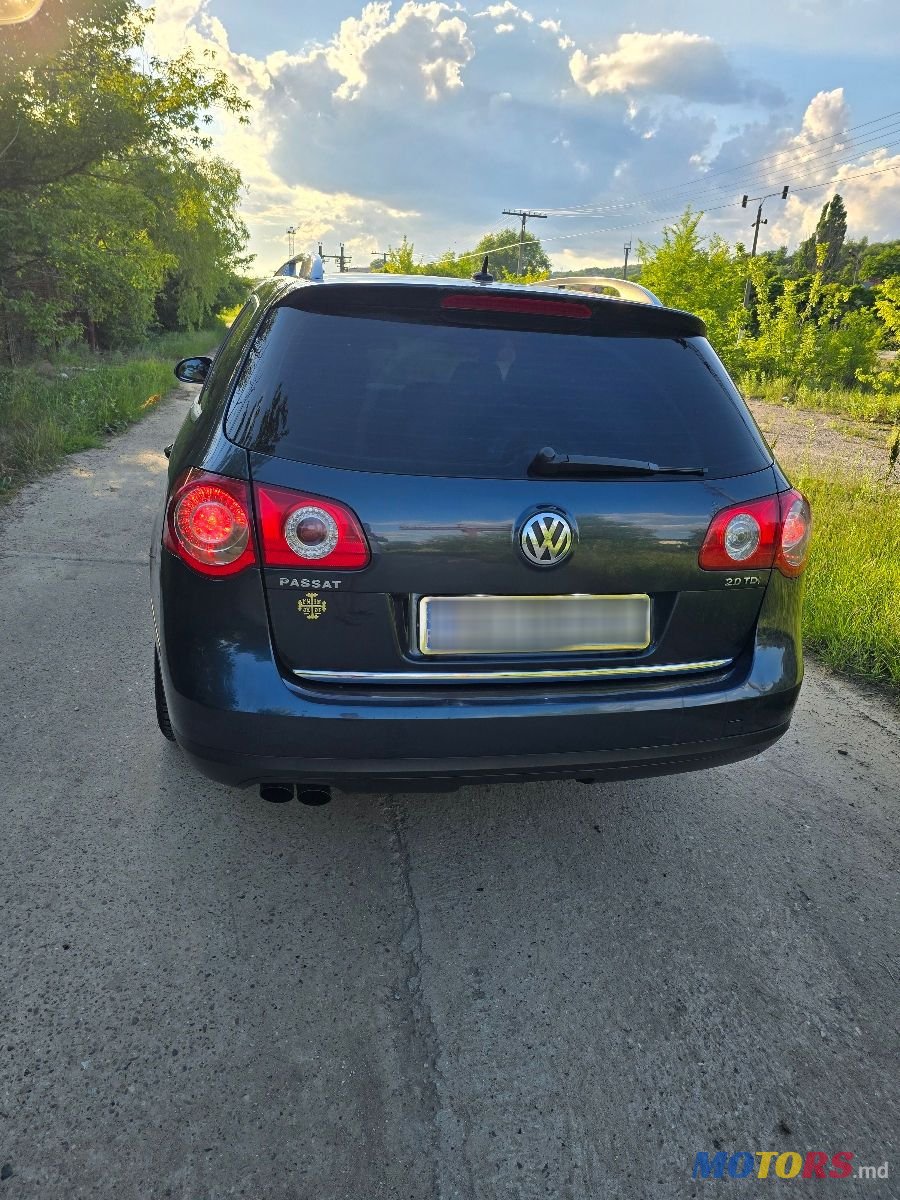 2007' Volkswagen Passat photo #6