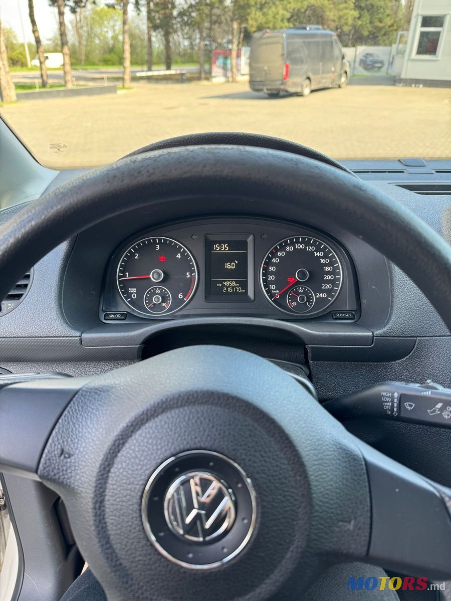 2015' Volkswagen Caddy photo #6