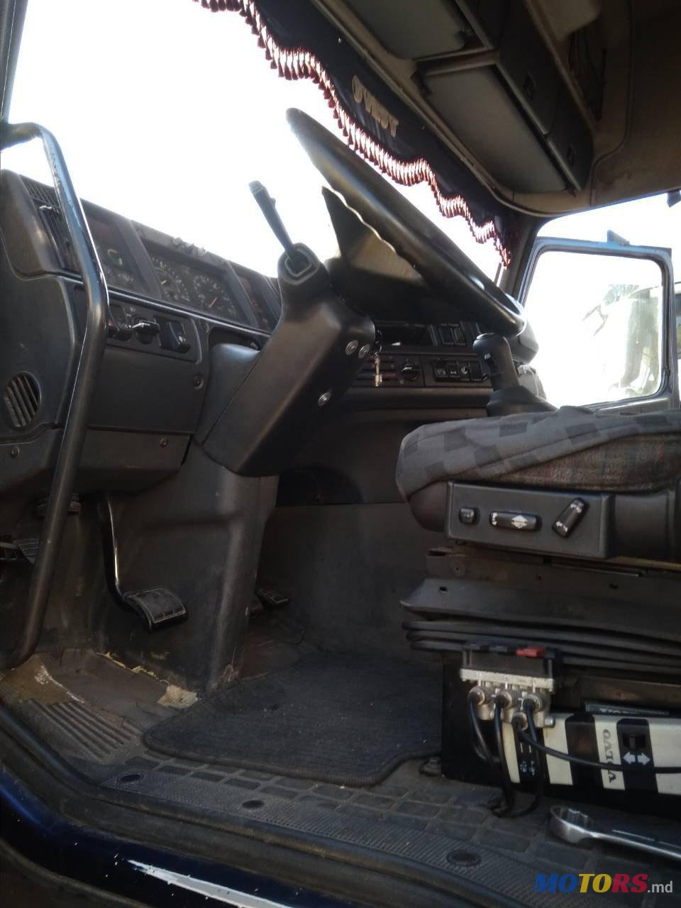 1998' Volvo Volvo FH4x2t photo #2