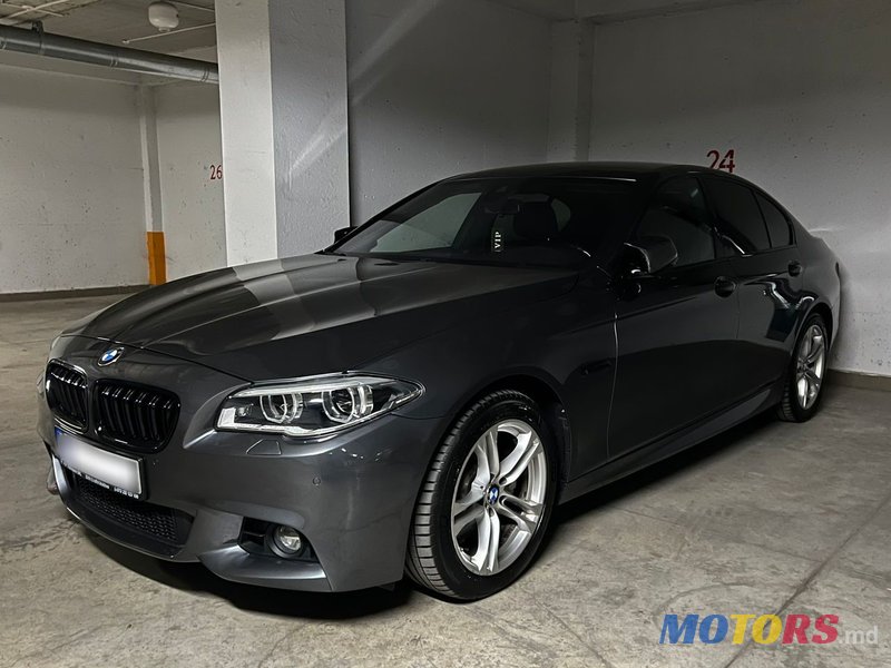 2015' BMW 5 Series photo #4